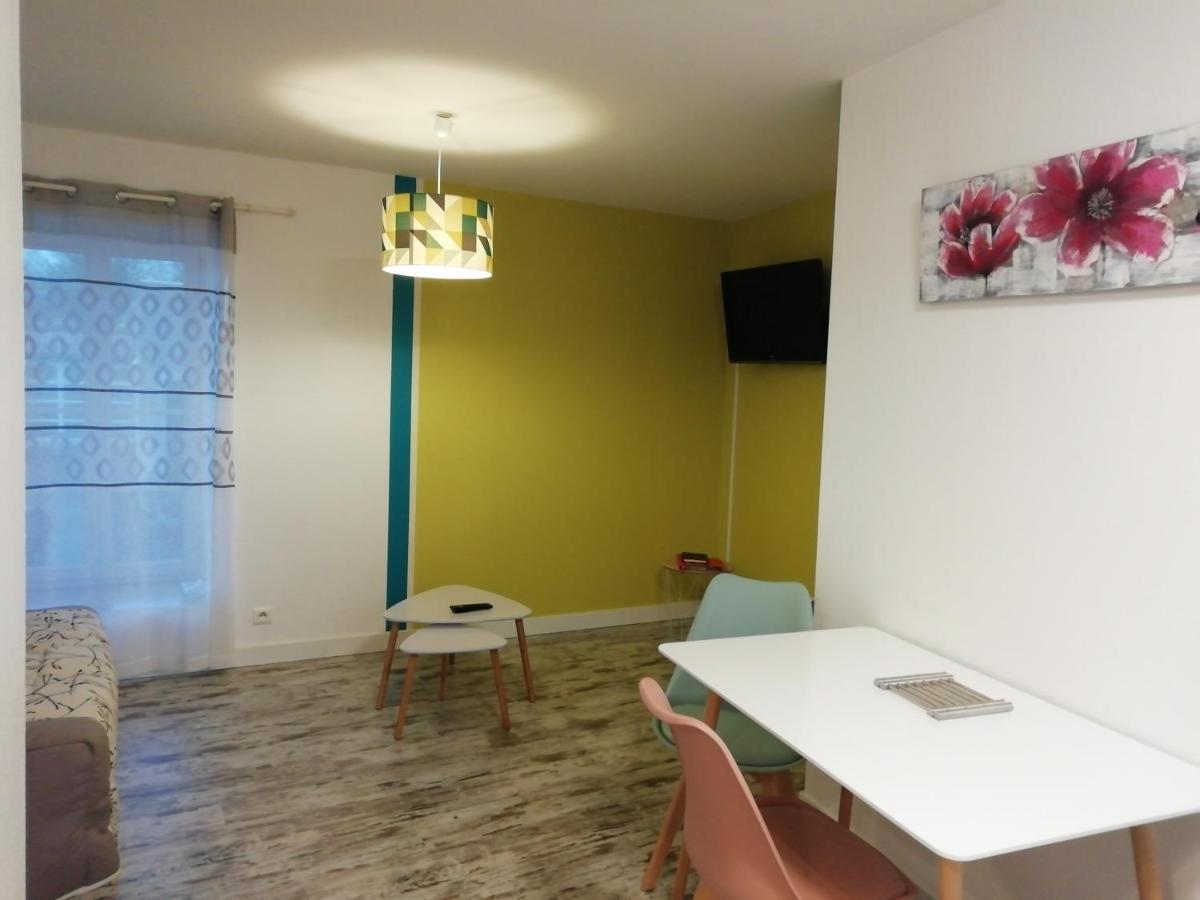 Joli Appartement, 1 Chambre, Au Coeur De Mouilleron St Germain المظهر الخارجي الصورة